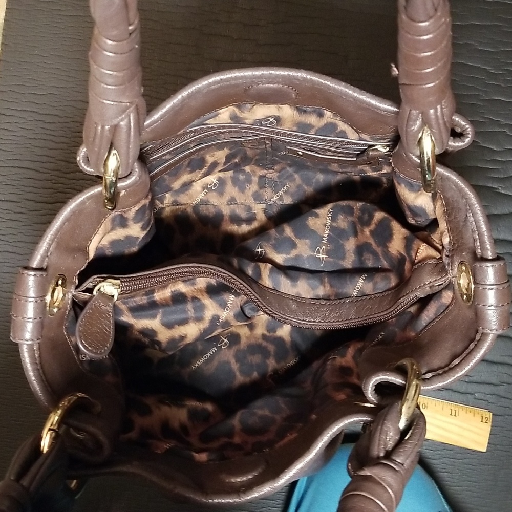B. Makowsky Leather shoulder bag - Picture 4 of 9